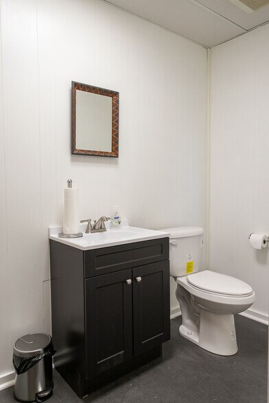 More Photos Of 395 Park St North, Great Barrington Warehouse For Sale