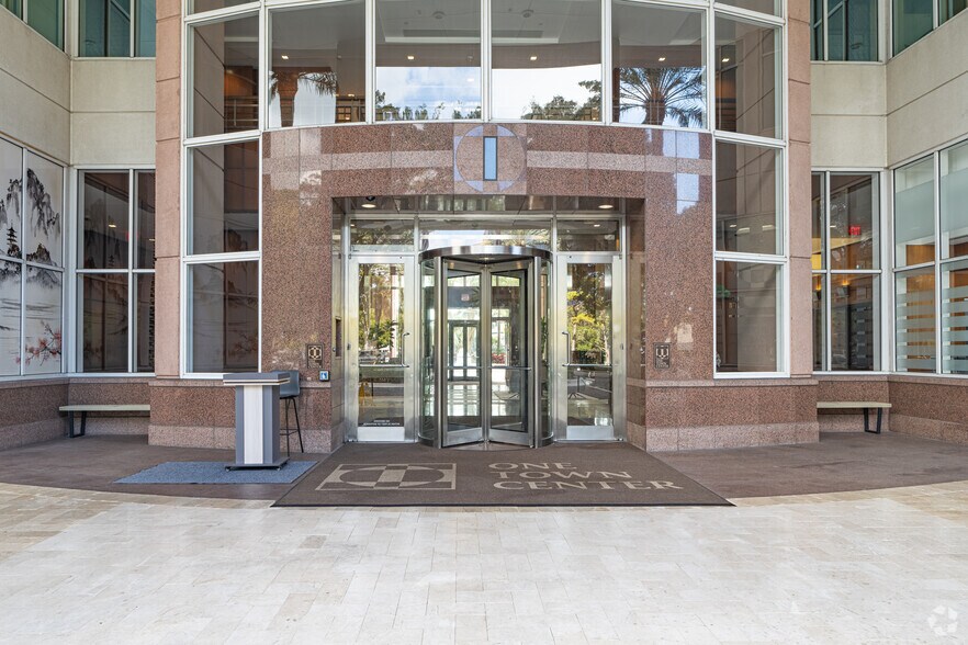 More Photos Of 1 Town Center Rd, Boca Raton Office For Lease