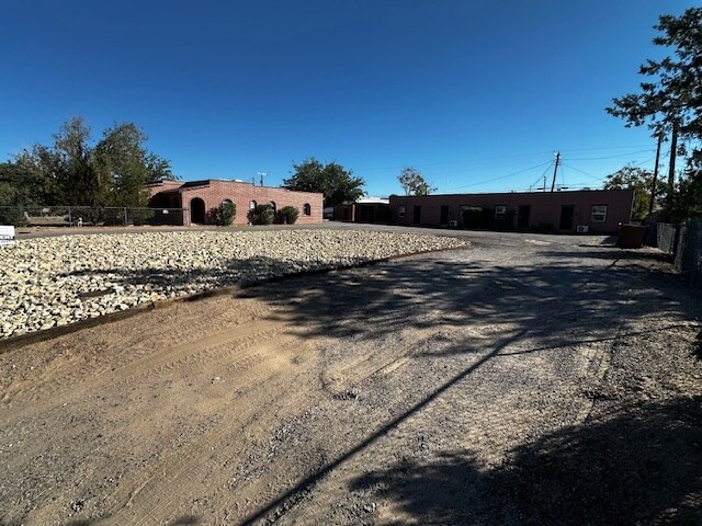 More Photos Of 807 Chaparro St, Las Cruces Multifamily For Sale