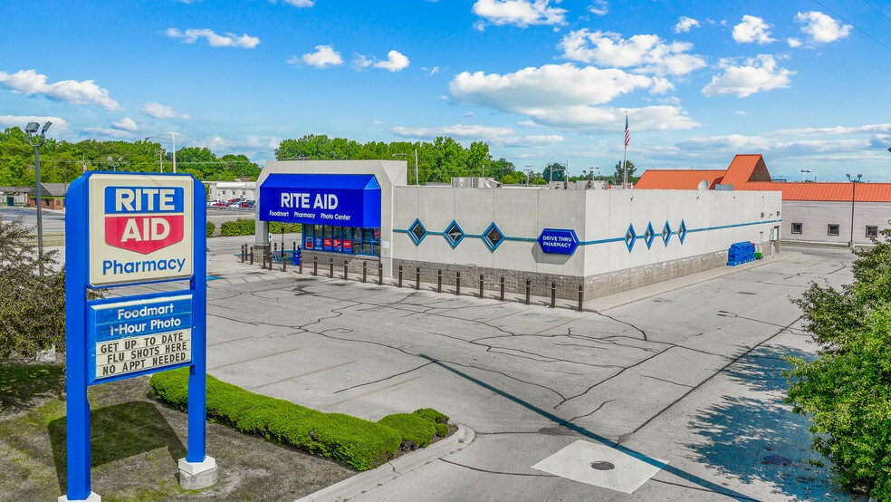 More Photos Of 3050 Bay Rd, Saginaw Drugstore For Sale