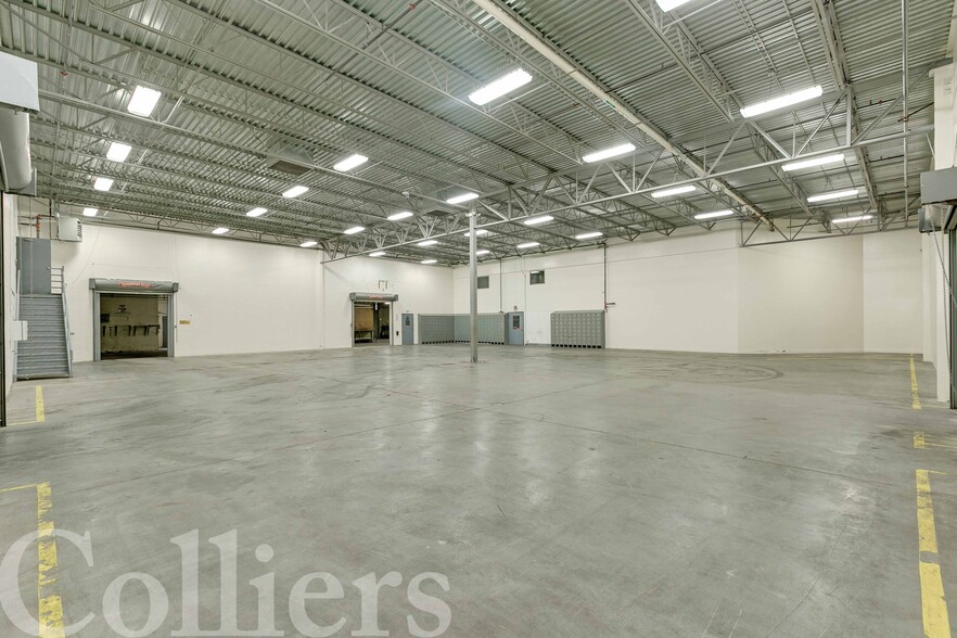 More Photos Of 11193 W Emerald St, Boise Distribution For Lease