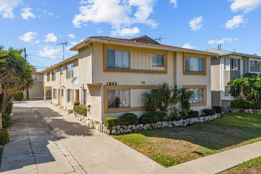 Primary Photo Of 1043 S Holt Ave, Los Angeles Apartments For Sale