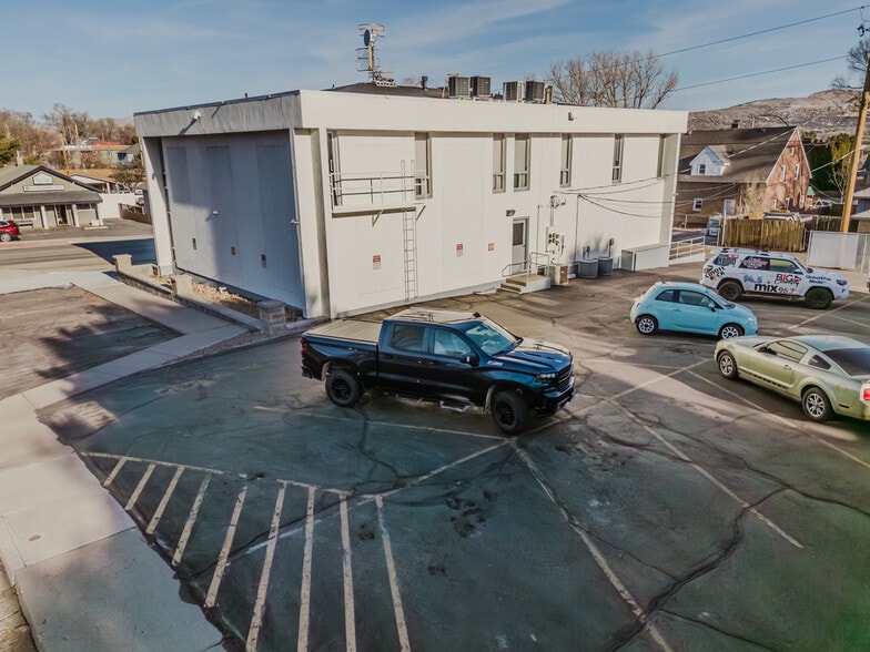 More Photos Of 975 5th St, Elko Office For Lease