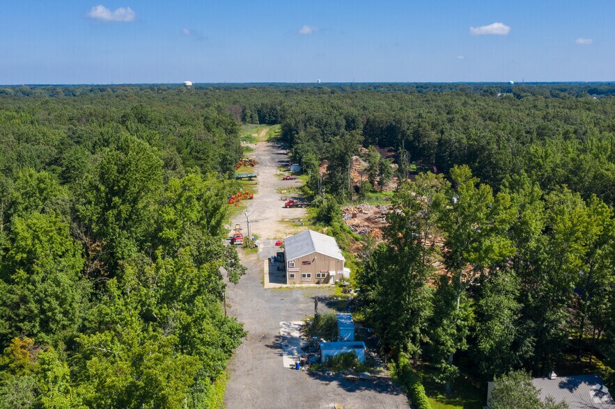 More Photos Of 822 Glassboro Rd, Williamstown Light Distribution For Sale