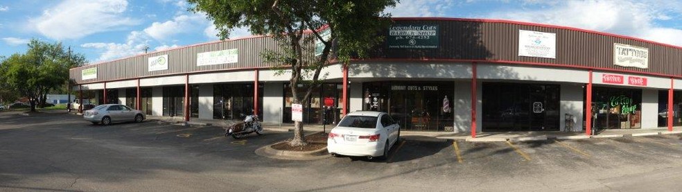 More Photos Of 4700 Loyola Ln, Austin Unknown For Lease