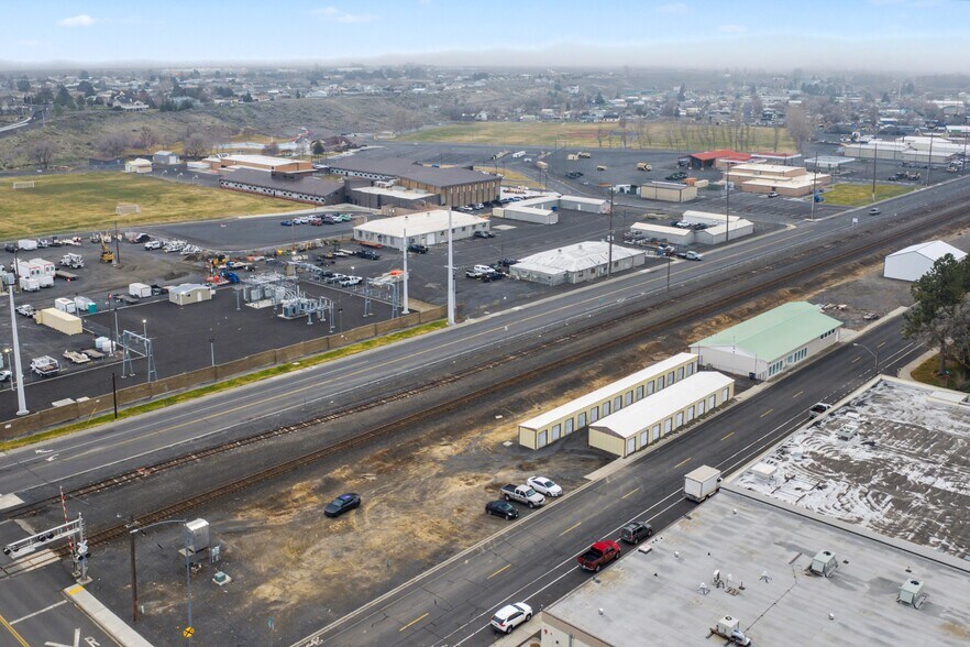 More Photos Of 328 SW Alder St, Ephrata Self Storage For Sale