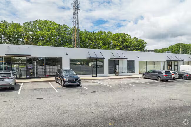 More Photos Of 1951-1955 Canton Rd, Marietta Warehouse For Lease