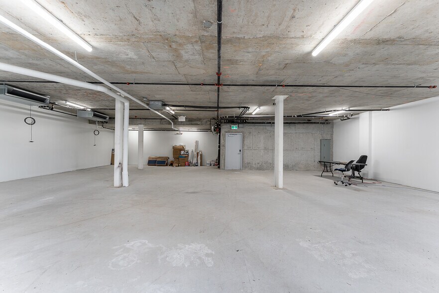 More Photos Of 241 Keefer St, Vancouver Multifamily For Sale