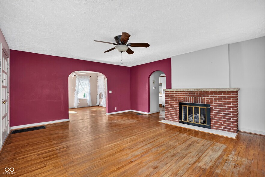 More Photos Of 5037 W US Highway 52, New Palestine Land For Sale