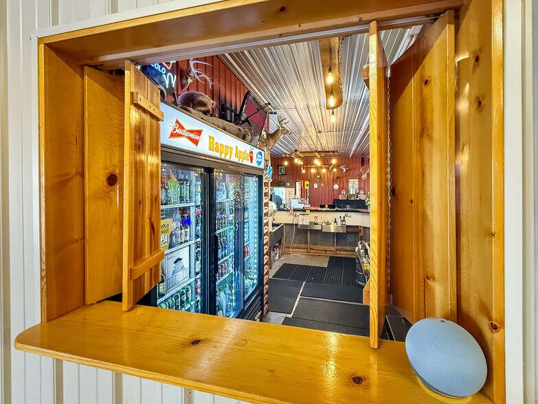 More Photos Of 3408 Clarke St, Norwalk Specialty For Sale