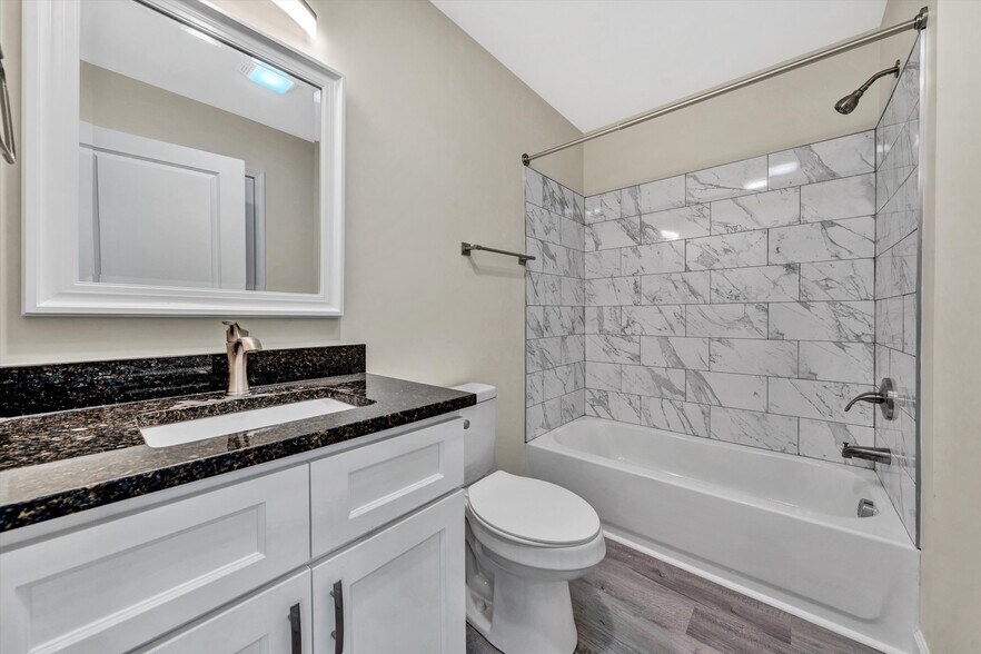 More Photos Of 130-140 W Calhoun St, Salem Apartments For Sale