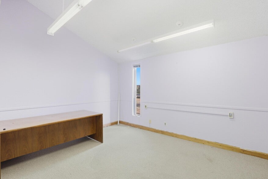 More Photos Of 215 N Beeline Hwy, Payson Office For Sale