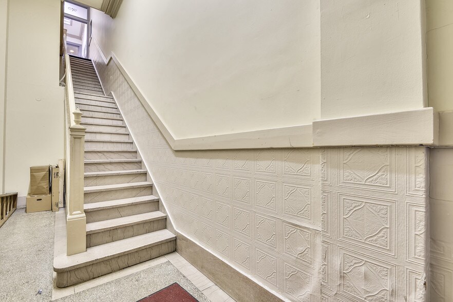 More Photos Of 518 N Charles St, Baltimore Storefront Retail Office For Sale