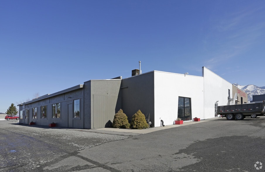 Primary Photo Of 2300 N Main St, North Logan Storefront Retail Office For Lease