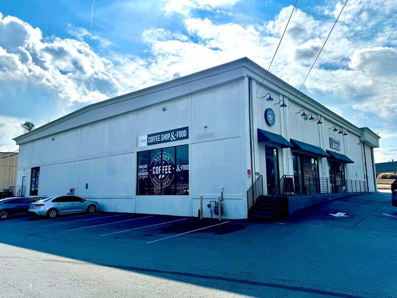 Primary Photo Of 6409 Jimmy Carter Blvd, Norcross Storefront Retail Office For Lease