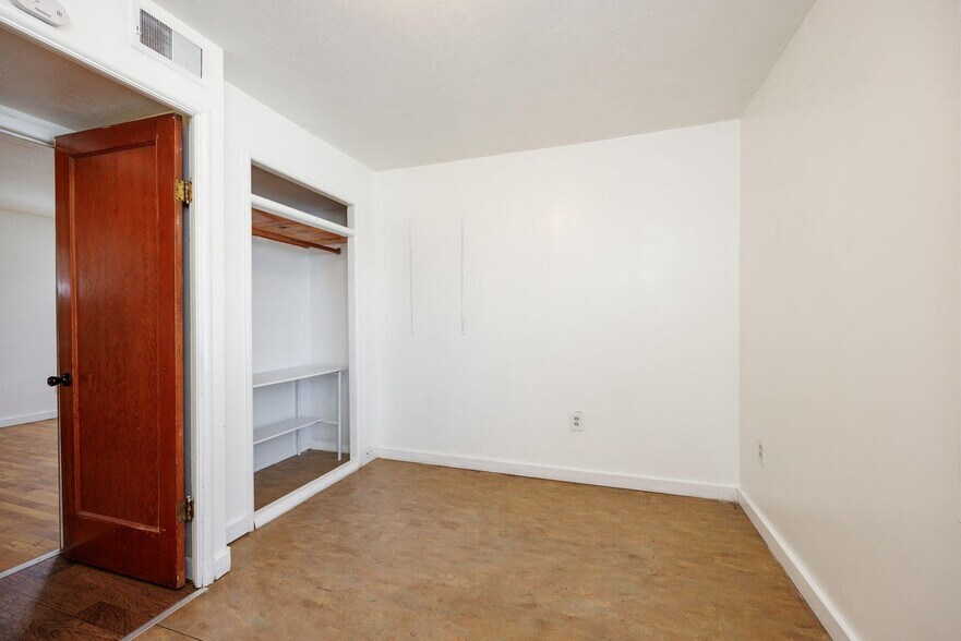 More Photos Of 128 S Mountain Ave, Ashland Apartments For Sale