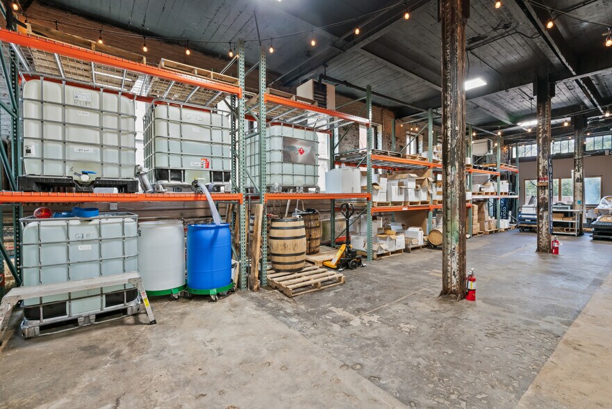 More Photos Of 104 S Water St, West Newton Distribution For Sale