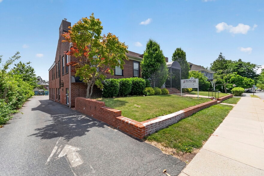 More Photos Of 89 Valley Rd, Montclair Medical For Sale