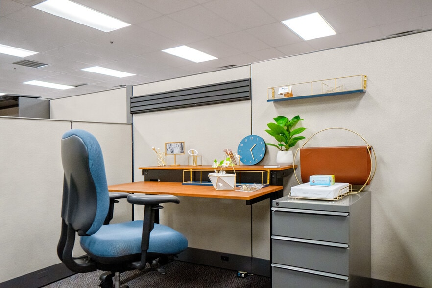 More Photos Of 2500 Discovery Blvd, Rockwall Office For Lease