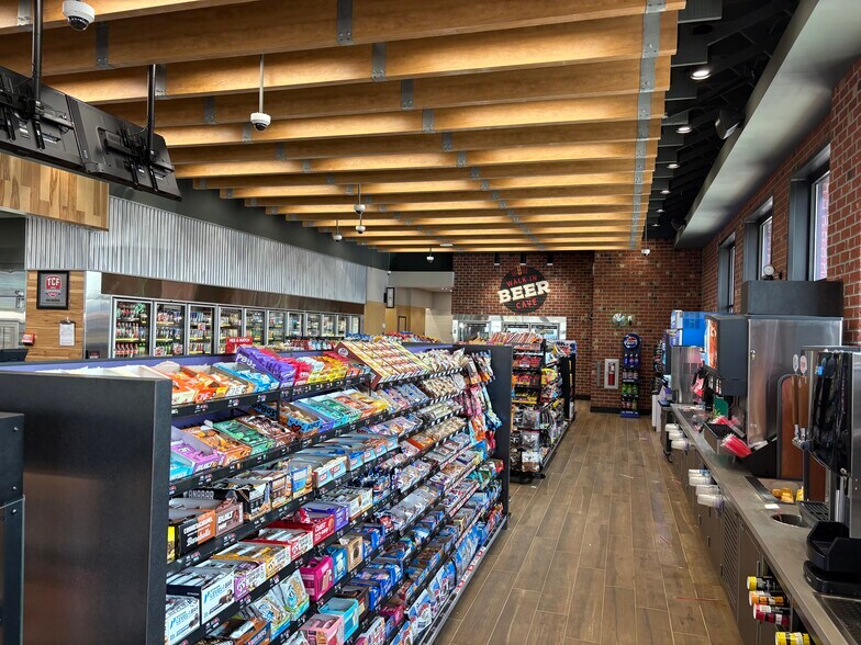 More Photos Of 2100 S Alex Rd, West Carrollton Convenience Store For Sale