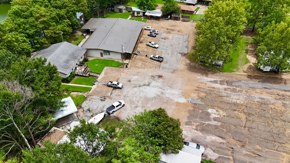 More Photos Of 1424 Fisherman Dr, Ferriday Hotel For Sale