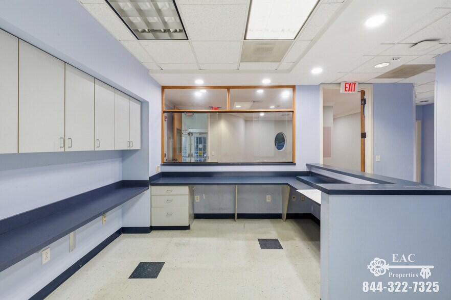 More Photos Of 887 Bridgeport Ave, Shelton Medical For Lease