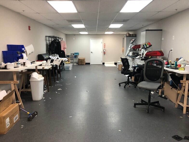 More Photos Of 3450 NW 115th Ave, Miami Warehouse For Lease