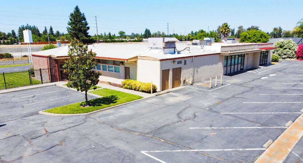 More Photos Of 971 E Broadway Ave, Atwater Office For Lease
