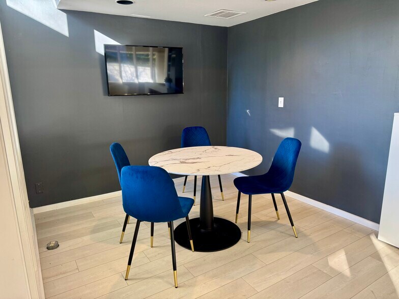 More Photos Of 6680 Bay Laurel Pl, Avila Beach Office For Lease