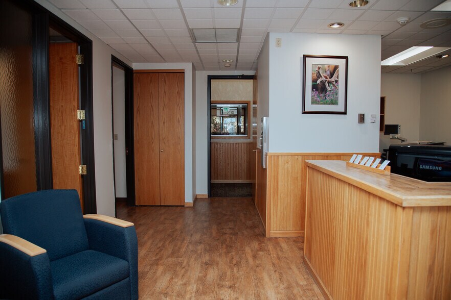 More Photos Of 2710 Delta Pl, Colorado Springs Office For Sale