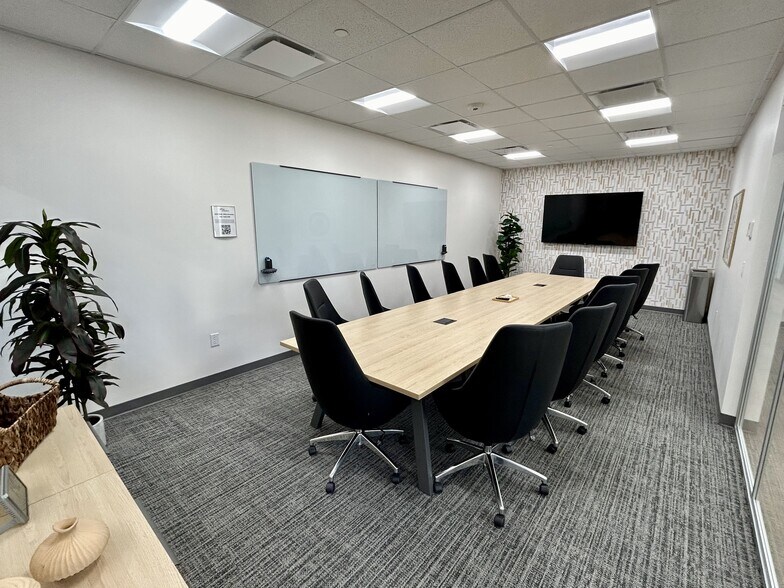 More Photos Of 501 S Austin Ave, Georgetown Coworking Space