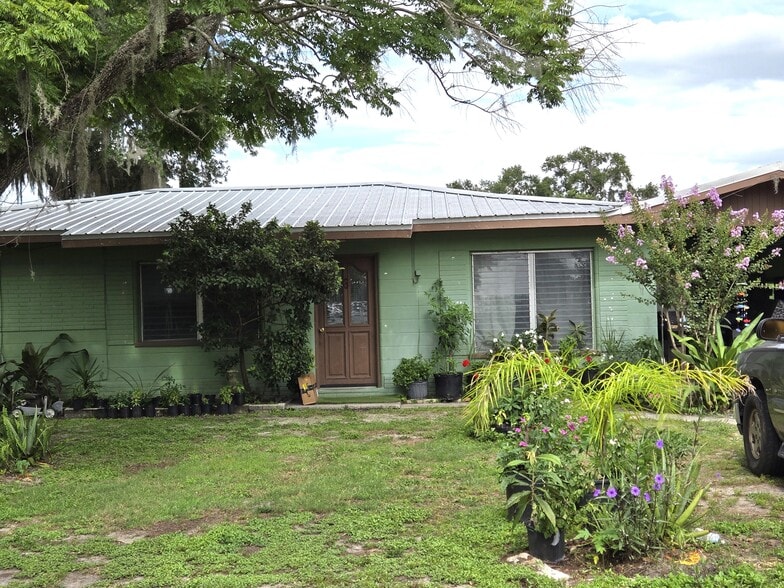 More Photos Of 912 Pearl Mary Cir, Plant City Apartments For Sale