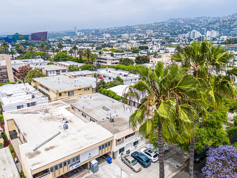 More Photos Of 553 N Flores St, Los Angeles Apartments For Sale