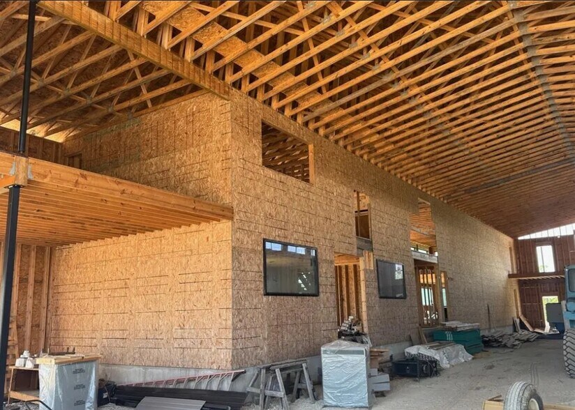 More Photos Of 19199 Quarry Rd, Warrenton Service For Sale