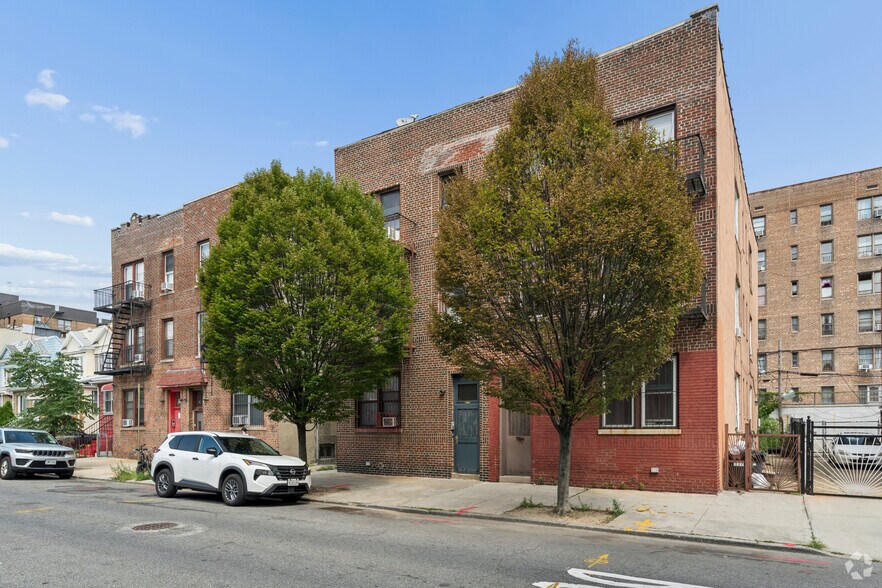 More Photos Of 359 E 34th St, Brooklyn Apartments For Sale
