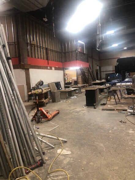 More Photos Of 1487 Schenectady Ave, Brooklyn Warehouse For Lease