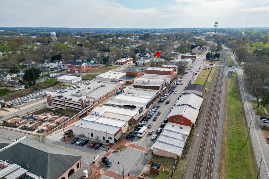 More Photos Of 55 Scott St, Buford Office For Lease