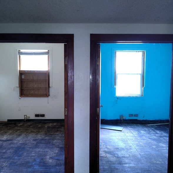 More Photos Of 102 Market St, Timmonsville Medical For Sale