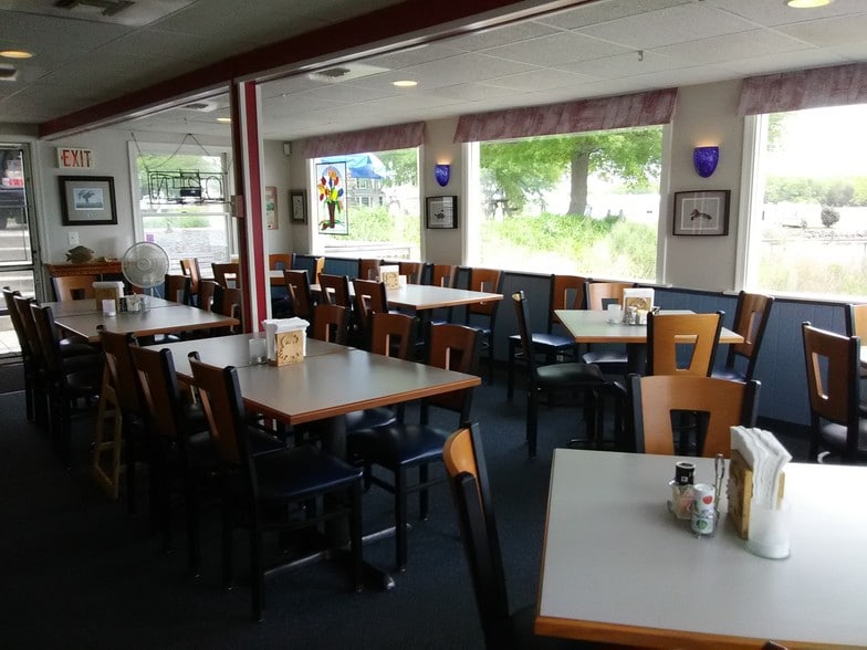 More Photos Of 38869 Morris Point Rd, Abell Restaurant For Sale