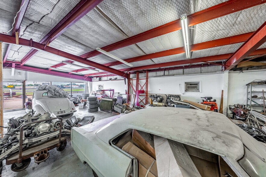More Photos Of 604 Frisco St, Cumby Flex For Sale