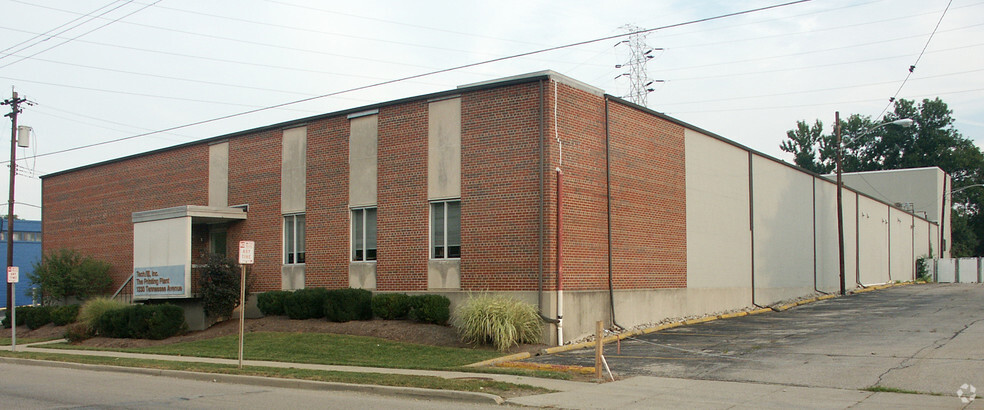 Primary Photo Of 1330 Tennessee Ave, Cincinnati Unknown For Lease