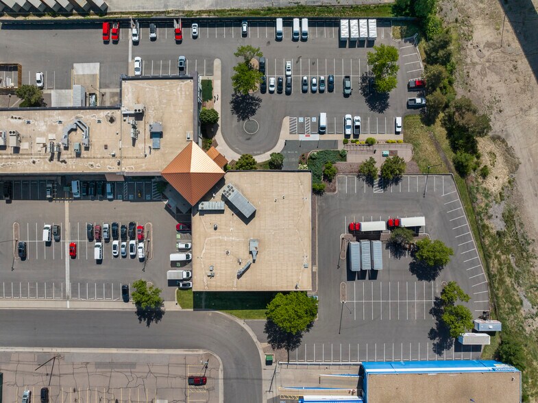 More Photos Of 400 W 48th Ave, Denver Office For Lease