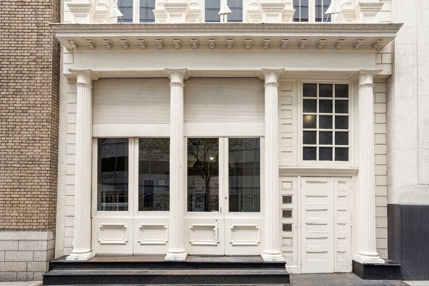 More Photos Of 75 Murray St, New York Office Residential For Sale