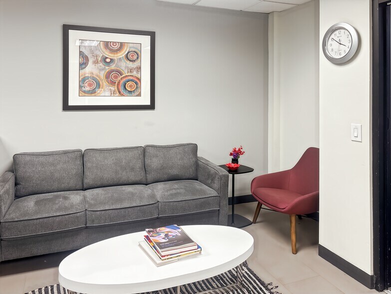 More Photos Of 555 Broadhollow Rd, Melville Coworking Space