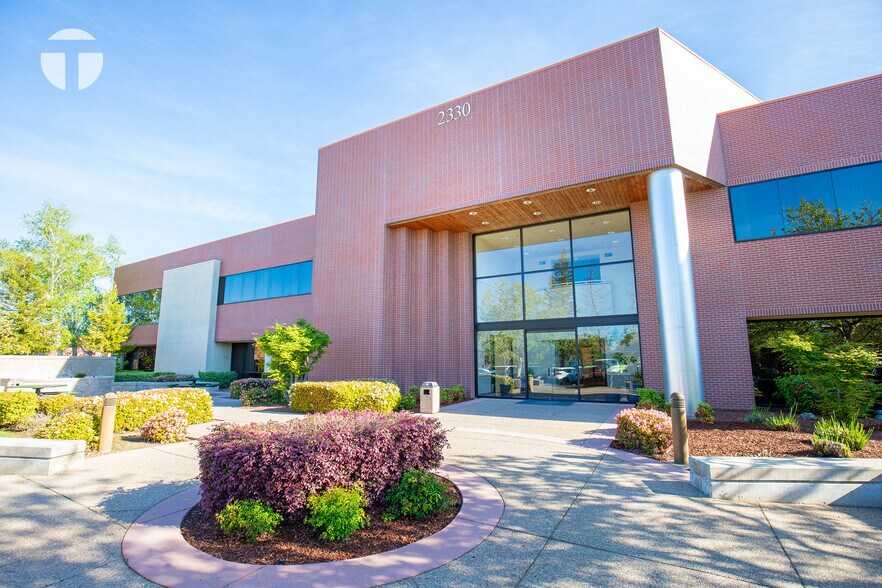 Primary Photo Of 2330 E Bidwell St, Folsom Medical For Sale