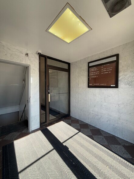 More Photos Of 187-189 Sunrise Hwy, Rockville Centre Office For Lease