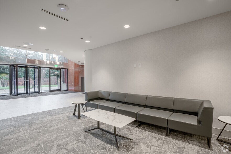 More Photos Of 3100 Smoketree Ct, Raleigh Office For Lease