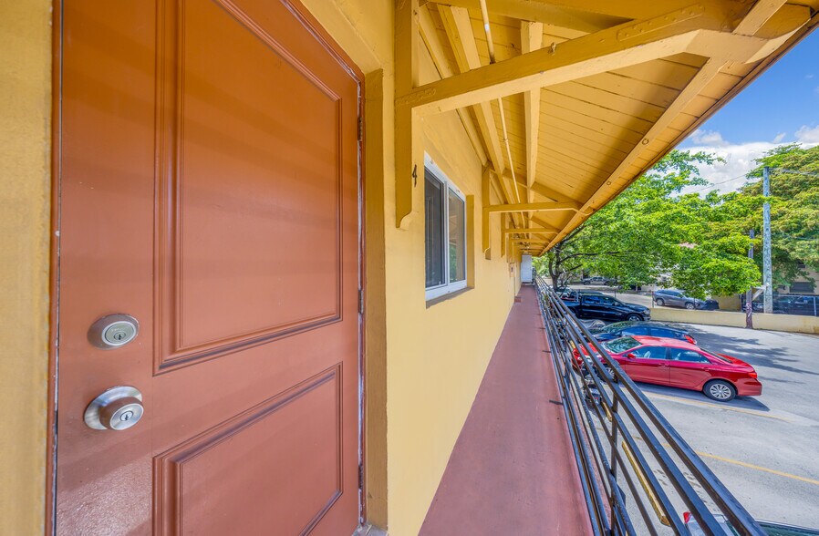 More Photos Of 840-858 NW 4th St, Miami Apartments For Sale