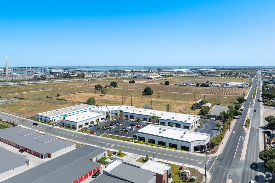 More Photos Of 1773-1799 Vineyard Dr, Antioch Research And Development For Lease