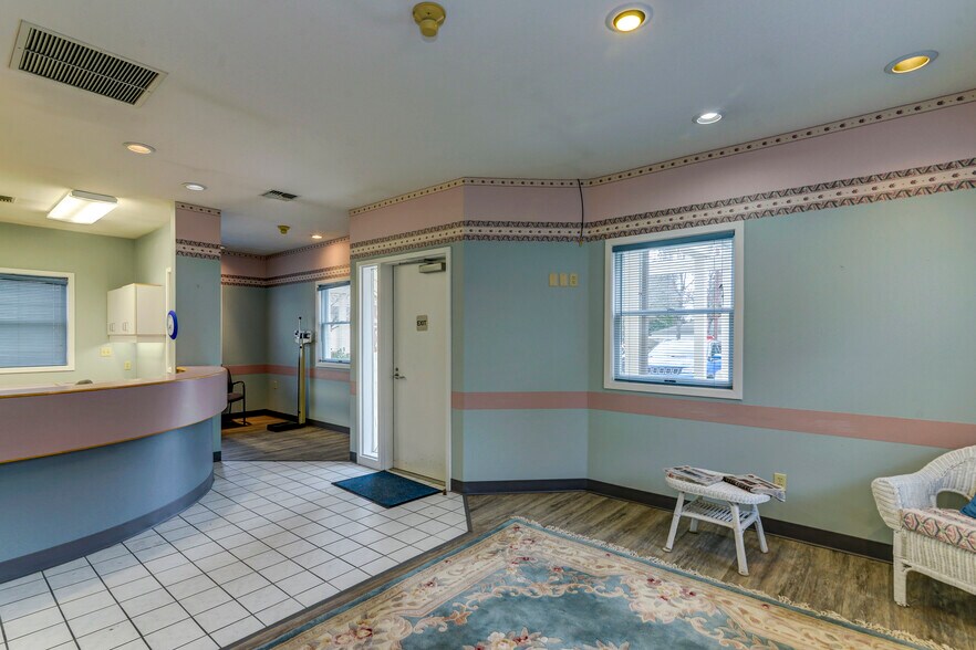 More Photos Of 403 Black Hills Ln SW, Olympia Medical For Sale